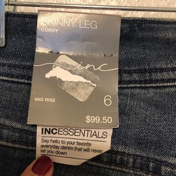 NWT INC Jeans Women's Size 6 Blue Studded Curvy Fit Skinny Leg Starstruck Wash - Picture 7 of 12